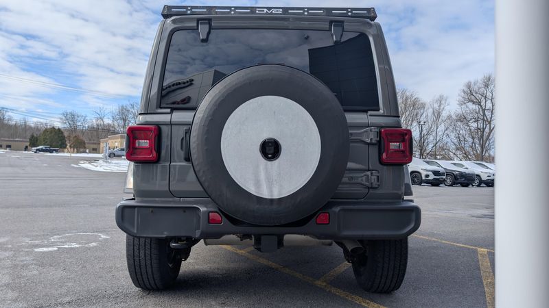 Used 2020 Jeep Wrangler Unlimited Sahara AltitudeImage 6