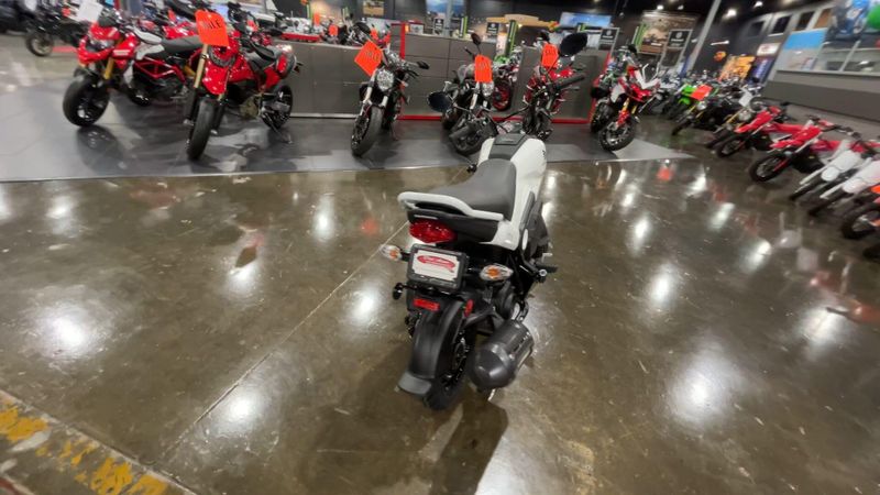 2025 Honda Navi Image 3