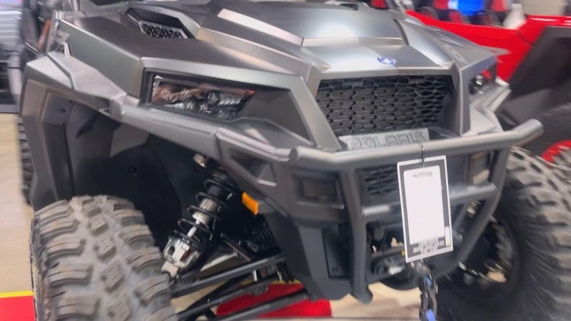 New 2026 Polaris GENERAL XP 4 1000 ULTIMATE Image 6