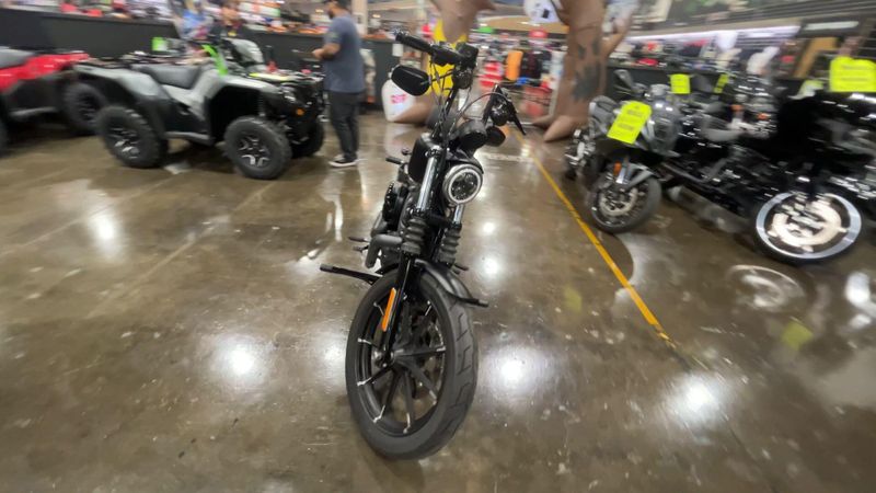 Used 2021 Harley-Davidson SPORTSTER IRON 883 Image 3