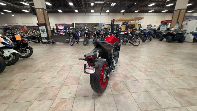 New 2026 Suzuki GSX-8S Image 8