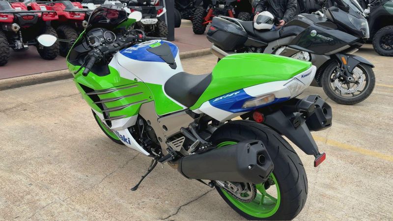 その他サービス | 福利厚生 Kawasaki 2024 Used NINJA ABS Edition Anniversary 40th 14R ZX バッグ