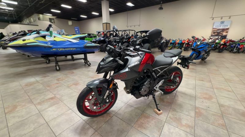 New 2026 Suzuki GSX-8S Image 5