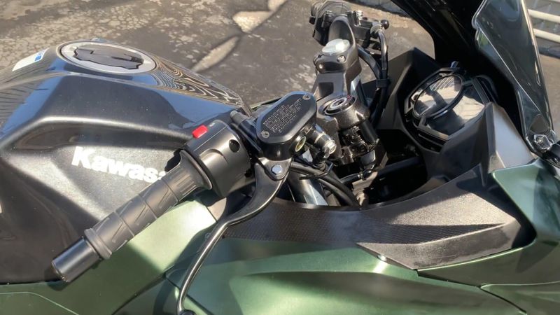 Used 2023 Kawasaki Ninja 400 Base Image 4