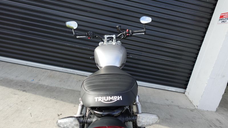 New 2025 Triumph Speed Twin 1200 