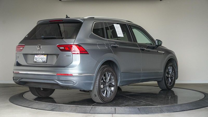 2022 Volkswagen Tiguan 2.0T SEImage 5