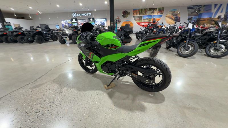 Used 2023 Kawasaki NINJA 400 Image 7