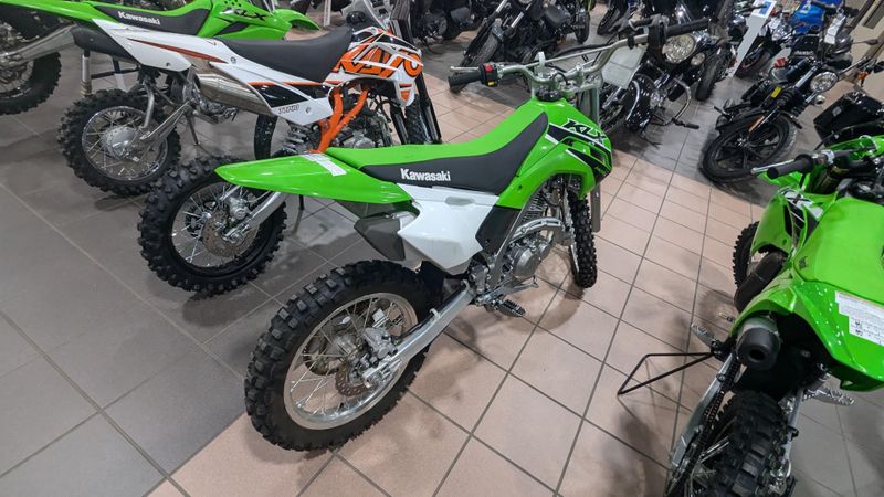 2023 Kawasaki KLX 140R LImage 6