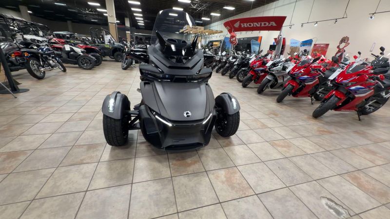 New 2026 Can-Am SPYDER RT LIMITED (SE6) Image 3
