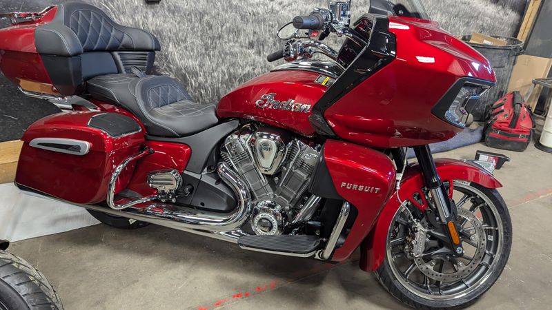 2024 Indian Motorcycle PURSUIT LIMITED WITH POWERBAND AUDIO PACKAGE SUNSET RED METALLICImage 1