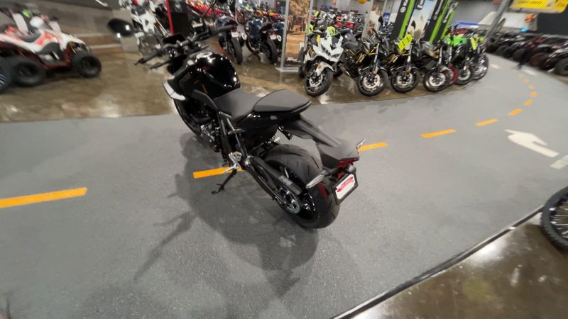 New 2026 Suzuki GSX-8S Image 7