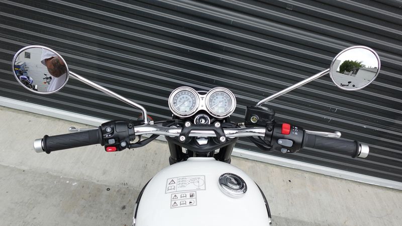 New 2025 Triumph Bonneville T120 