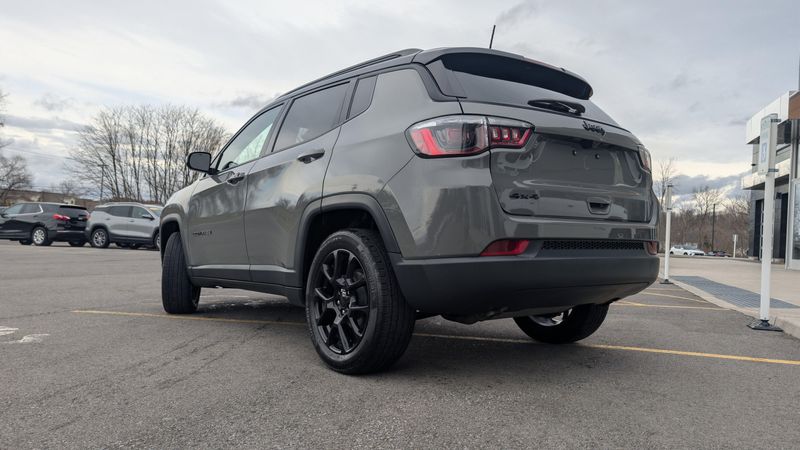 Used 2023 Jeep Compass AltitudeImage 7