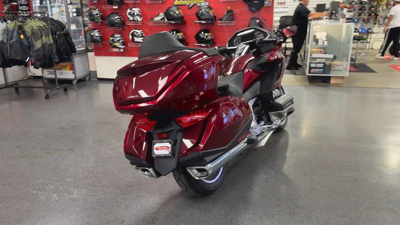 Used 2023 Honda GOLDWING TOUR Image 8