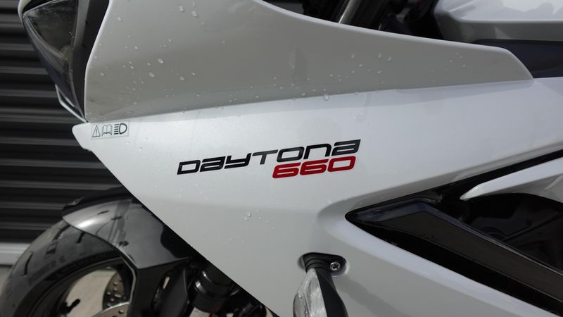 2025 Triumph Daytona 660 