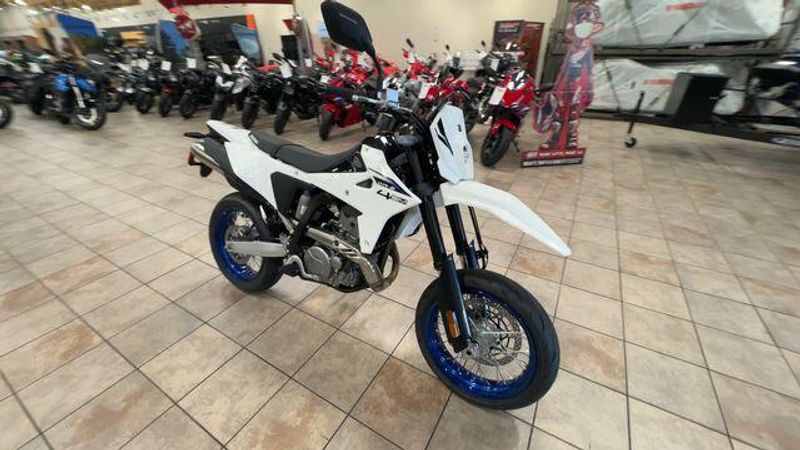 New 2025 Suzuki DR-Z4SM Image 6