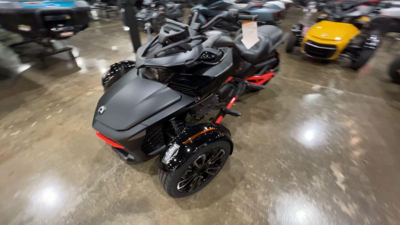 New 2026 Can-Am SPYDER F3-S (SE6) Image 8
