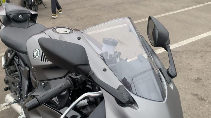 Used 2024 Yamaha YZF-R7 Image 6