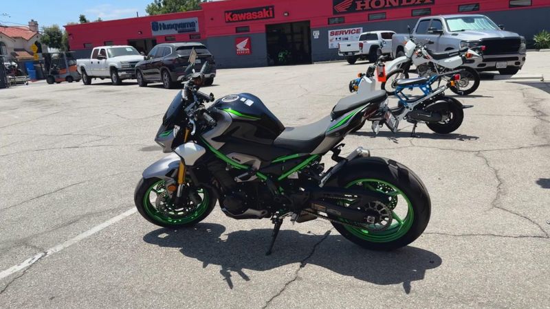 Used 2025 Kawasaki Z900 SE ABS Image 6