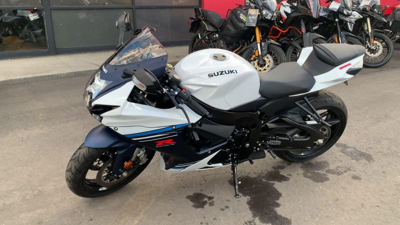 Used 2023 Suzuki GSX-R600 CA Image 5