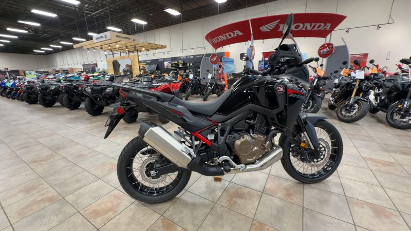 New 2026 Honda AFRICA TWIN DCT Image 9
