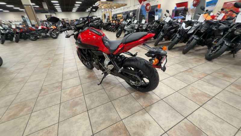 Used 2017 Yamaha FZ-07 Image 7