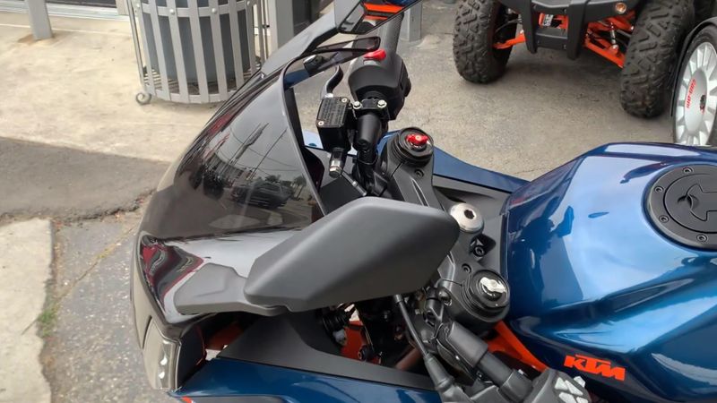 New 2024 KTM RC 390 Image 9