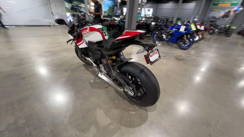 Used 2025 Ducati PANIGALE V4 TRICOLORE Image 6