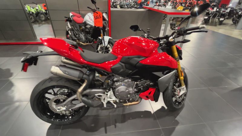 New 2025 Ducati PANIGALE V2 S 896 Image 9