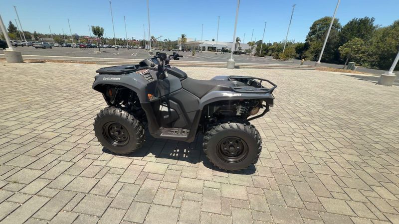 New 2026 Can-Am OUTLANDER 500 Image 6