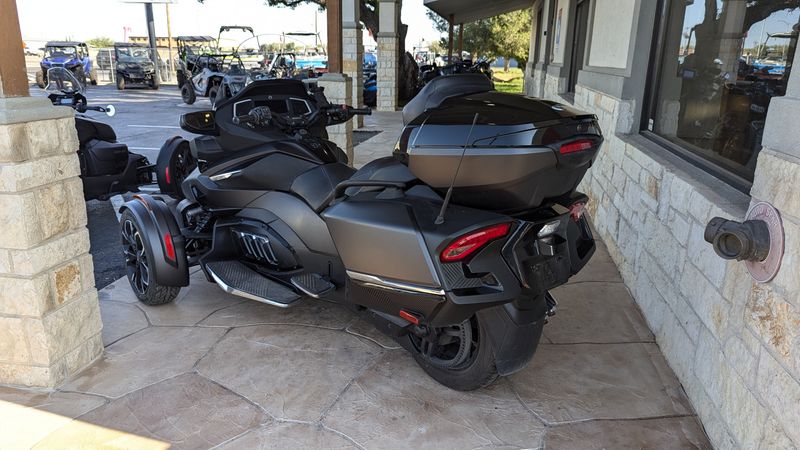 2022 Can-Am SPYDER BASEImage 5