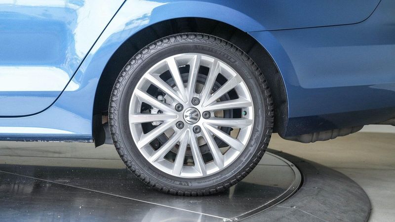 2016 Volkswagen Jetta 1.8T SELImage 10