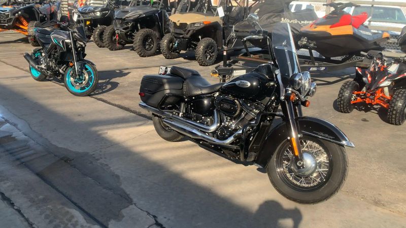 Used 2021 Harley-Davidson Softail Heritage Classic 114 Image 3
