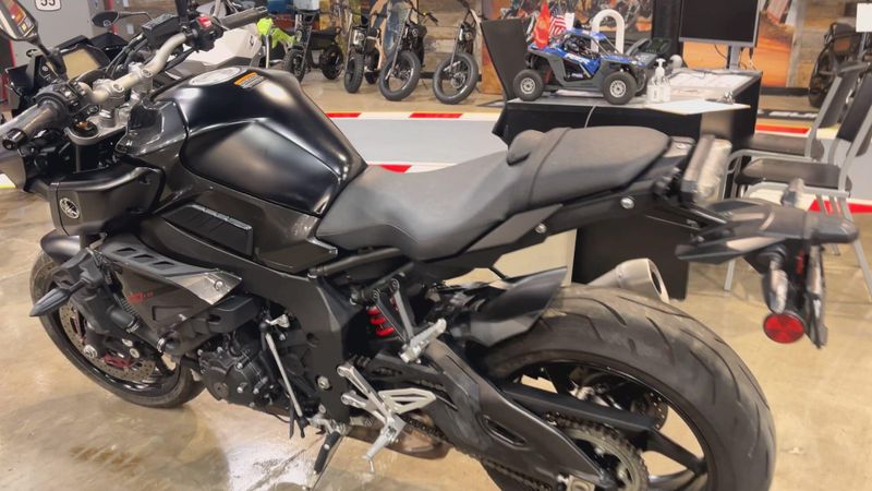 Used 2017 Yamaha FZ-10 CA Image 9