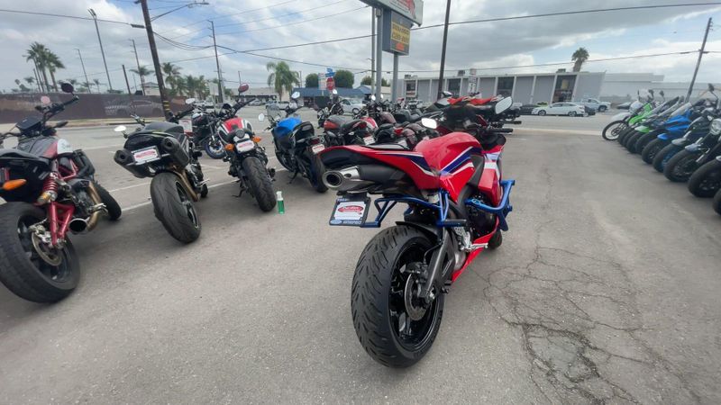 Used 2021 Honda CBR600RR Image 3