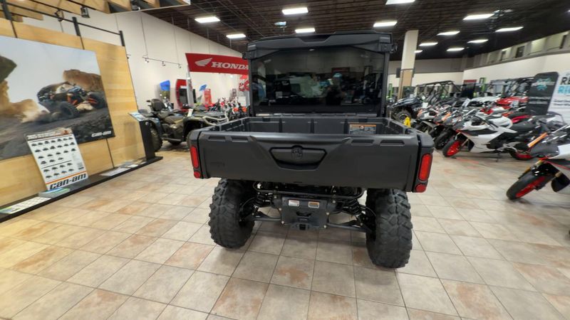 New 2025 Can-Am DEFENDER MAX LONE STAR CAB HD10 Image 8