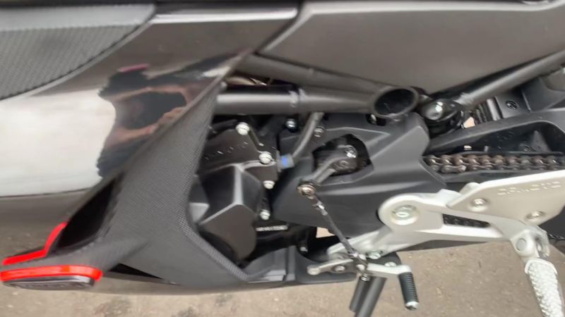 Used 2024 CFMOTO 450SS CF400-6US Image 5
