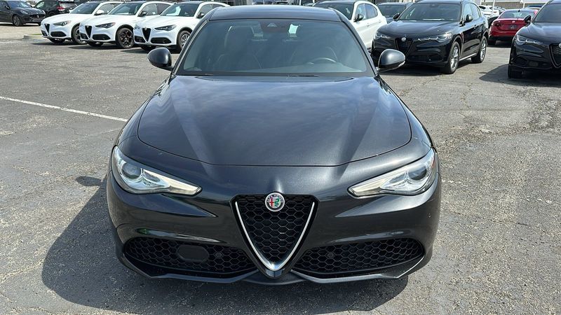 2021 Alfa Romeo Giulia Ti SportImage 9