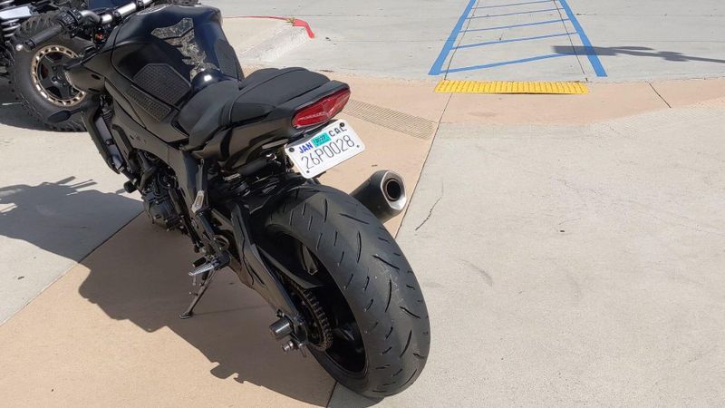 Used 2023 Yamaha MT-10 CA Image 6