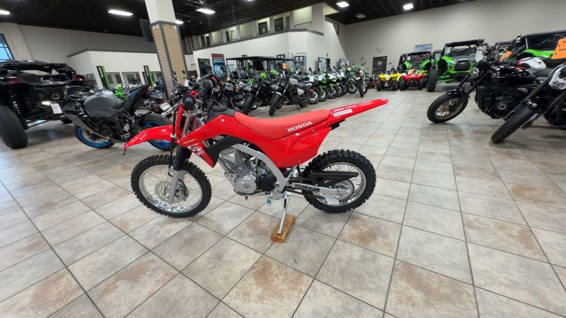 New 2027 Honda CRF125F Image 6