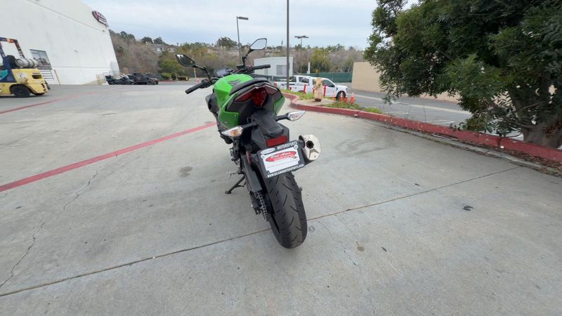 Used 2024 Kawasaki Z500 ABS Image 7