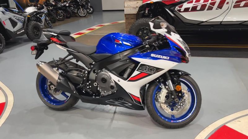 New 2026 Suzuki GSX-R600Z 40TH ANNIVERSARY EDITION Image 6