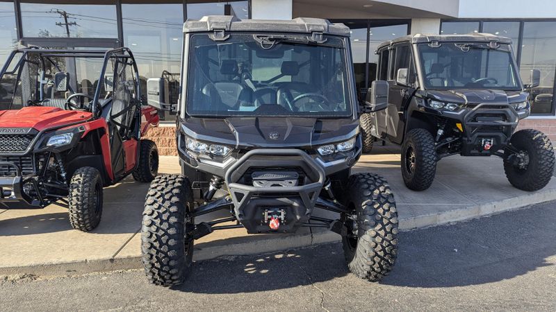 2025 Can-Am DEFENDER MAX LONE STAR CAB HD10 STEALTH BLACKImage 3