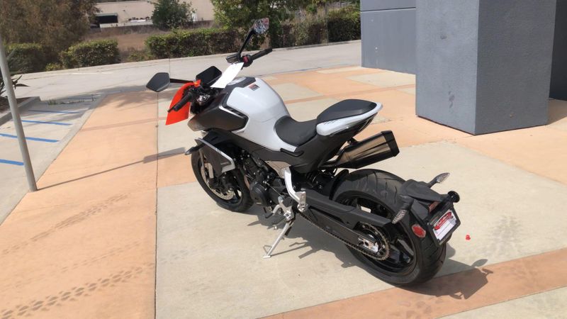 New 2026 CFMOTO 800NK Image 2