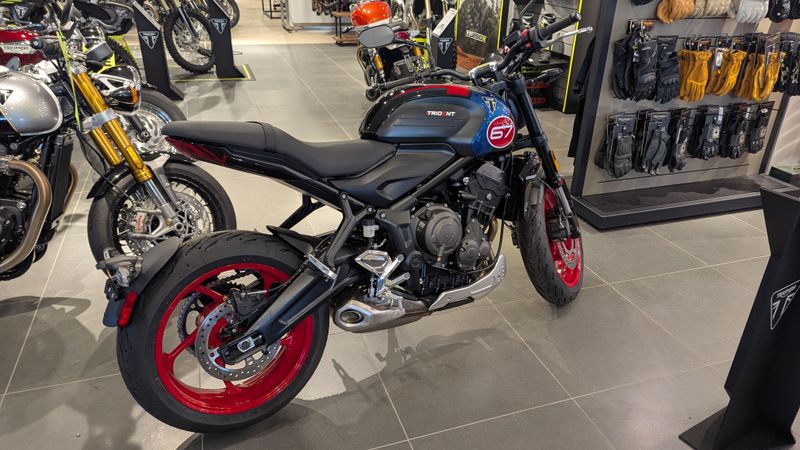 New 2026 Triumph Trident 660 Triple Tribute Image 2