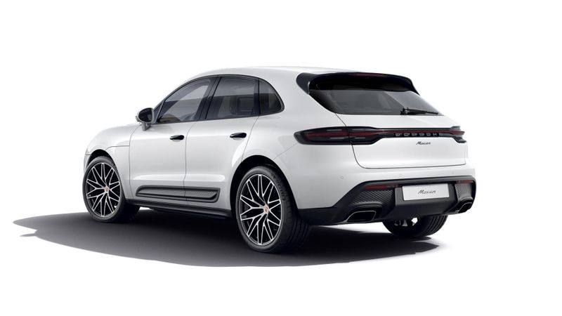 2025 Porsche Macan BaseImage 3