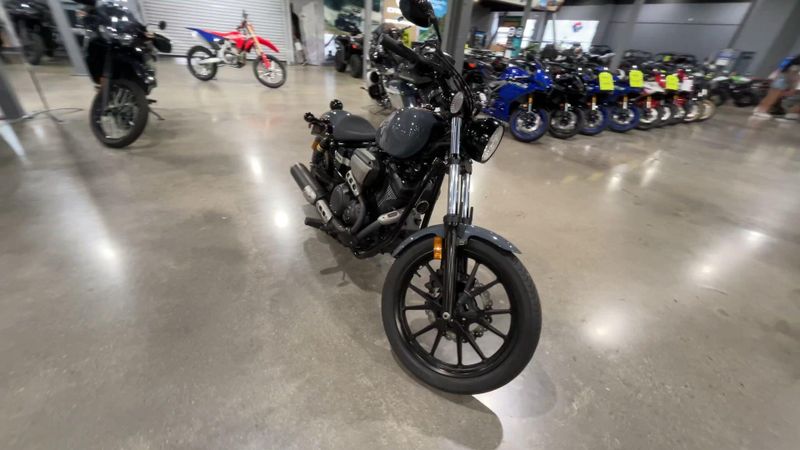 Used 2023 Yamaha BOLT R-SPEC Image 2