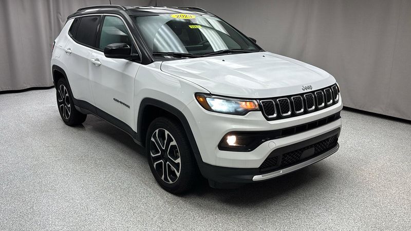 2023 Jeep Compass LimitedImage 26