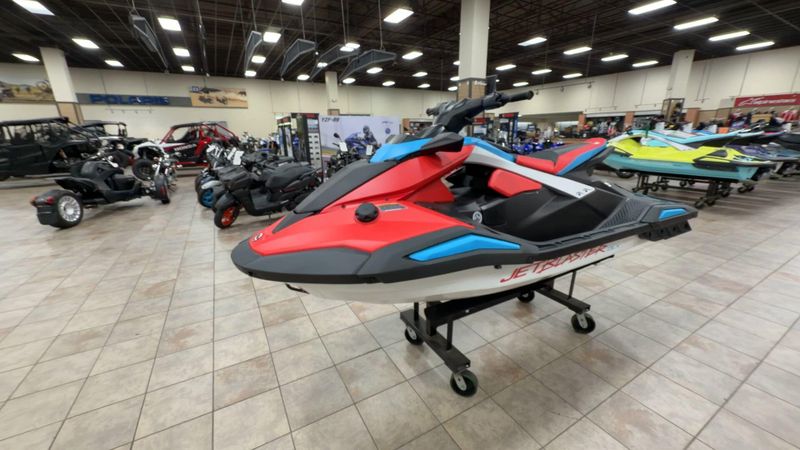 New 2025 Yamaha JETBLASTER DLX (3UP) Image 5