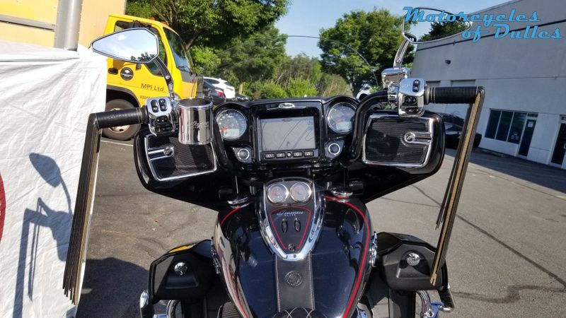 2020 Indian Motorcycle Roadmaster Elite Image 4